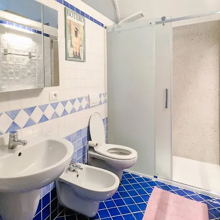 San Martino - 2 Bedrooms, 2 Bathrooms, Private Garage Apartment Asti