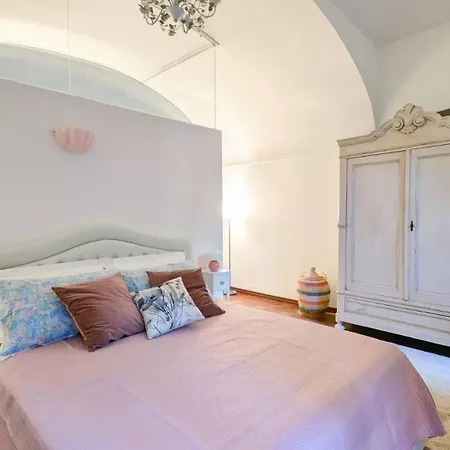 San Martino - 2 Bedrooms, 2 Bathrooms, Private Garage * Asti